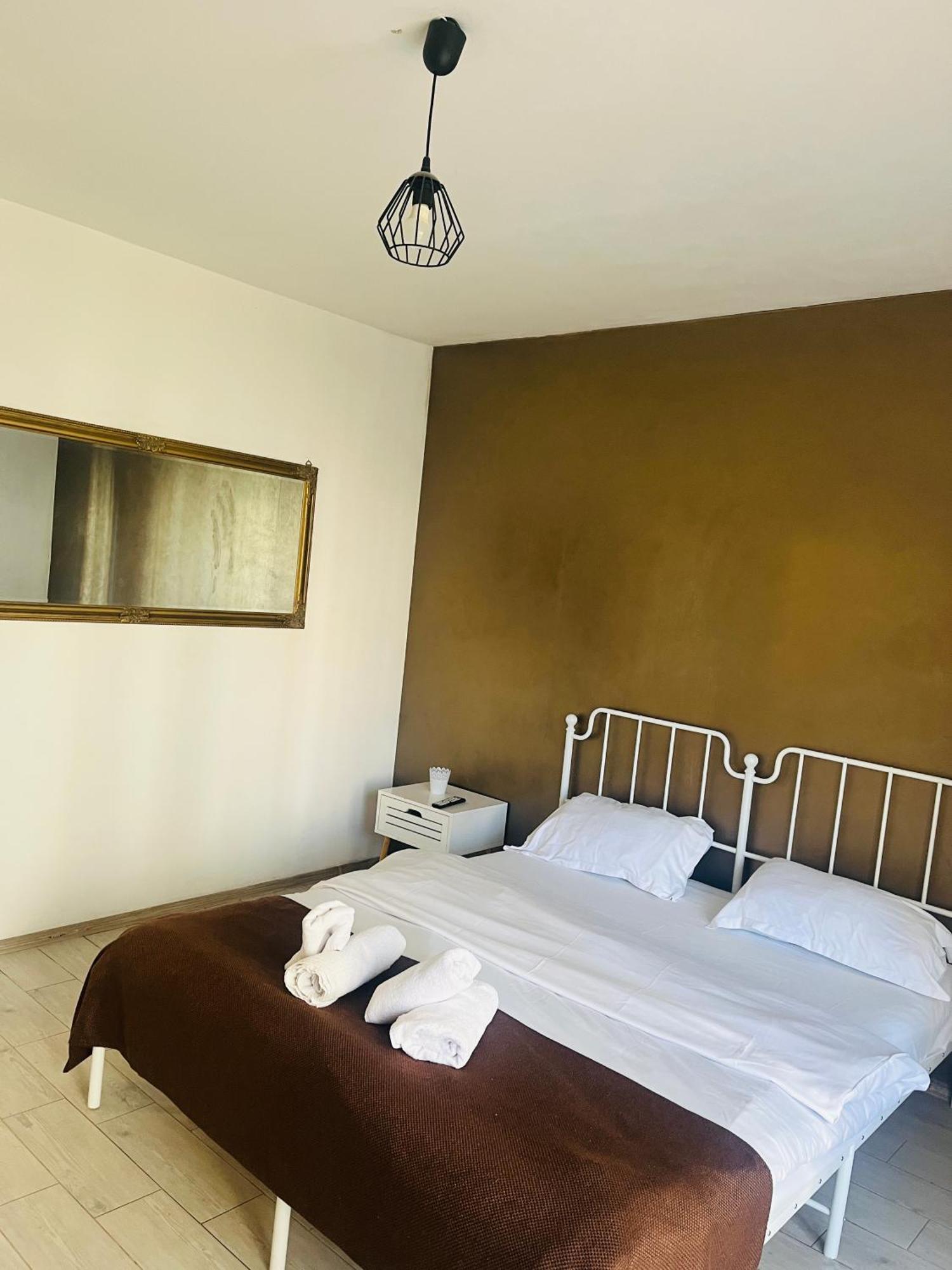 Brasov 3C Delux Apartment Bagian luar foto